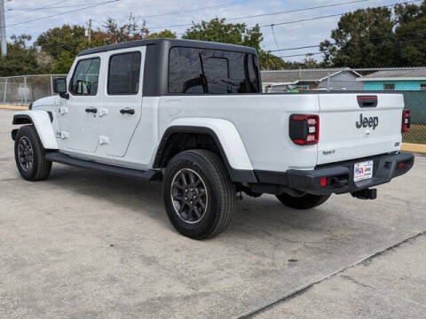2021 Jeep Gladiator Overland