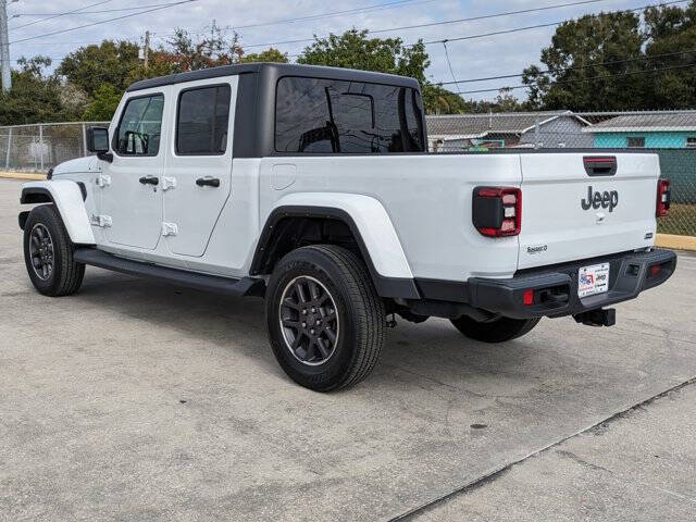 2021 Jeep Gladiator Overland