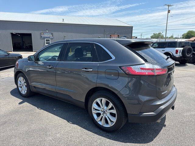 2020 Ford Edge Titanium