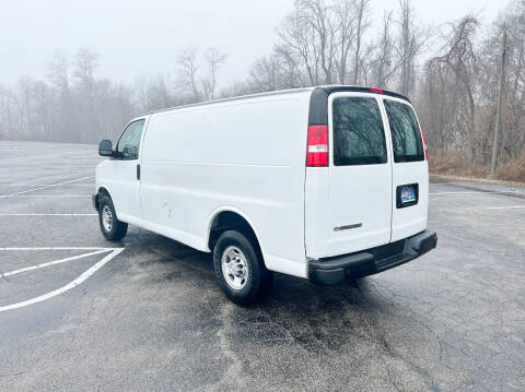 2021 Chevrolet Express 2500