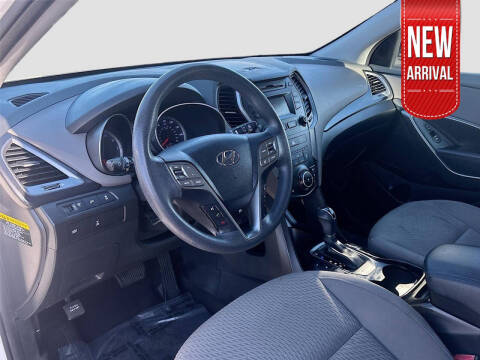 2016 Hyundai Santa Fe SE