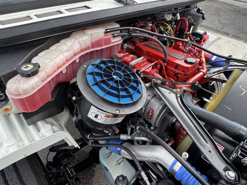 2019 Freightliner M2 106