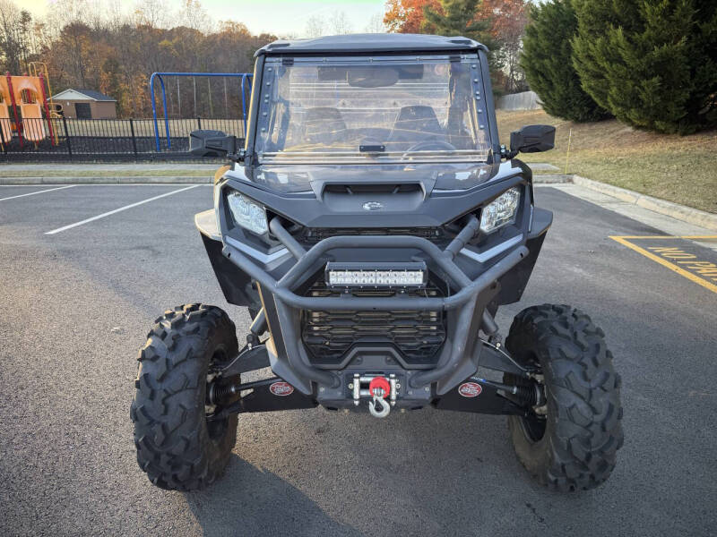 2023 Can-Am Commander XT