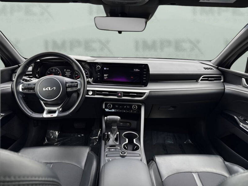 2022 Kia K5
