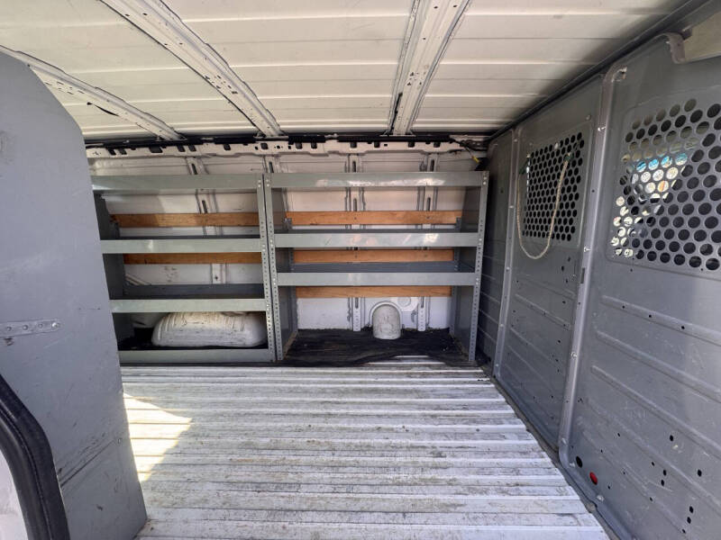 2016 GMC Savana 2500