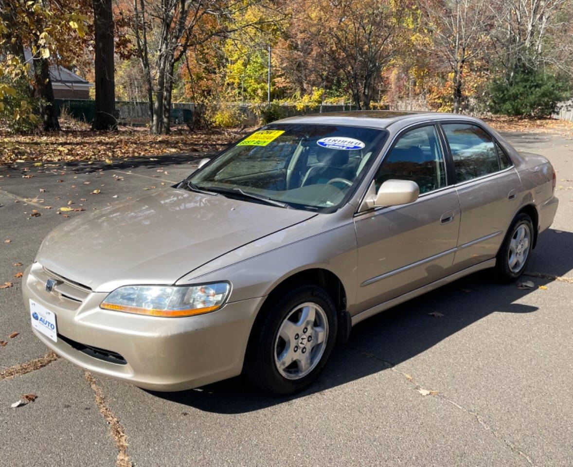 2000 Honda Accord for sale at Trending Auto Sales And Service in Hartford, CT