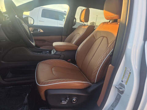 2026 Chrysler Pacifica Pinnacle