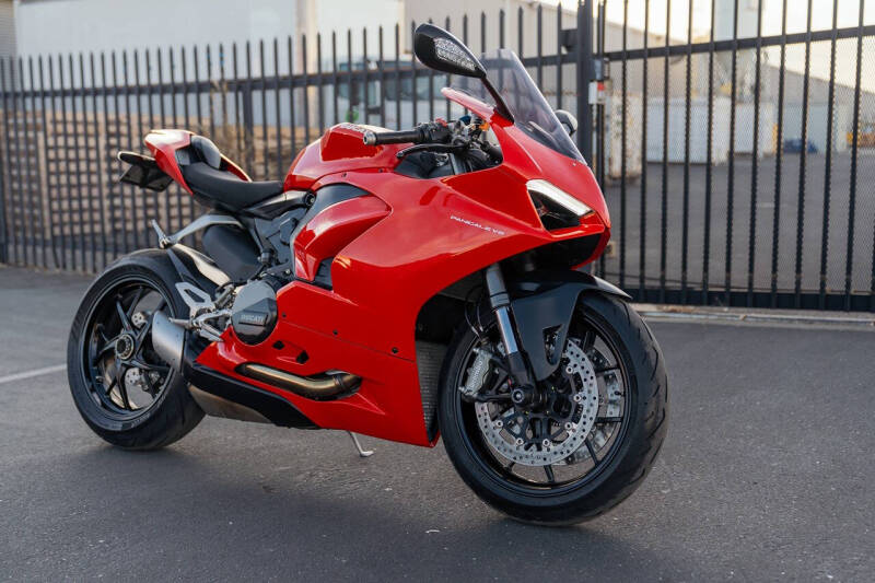 2020 Ducati V2 Superquadro Final Edition