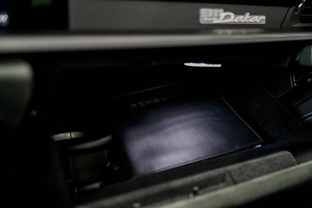 2024 Porsche 911 Dakar