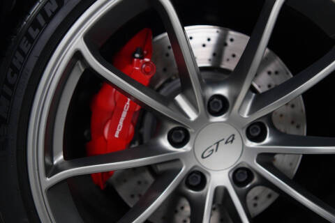 2016 Porsche Cayman GT4