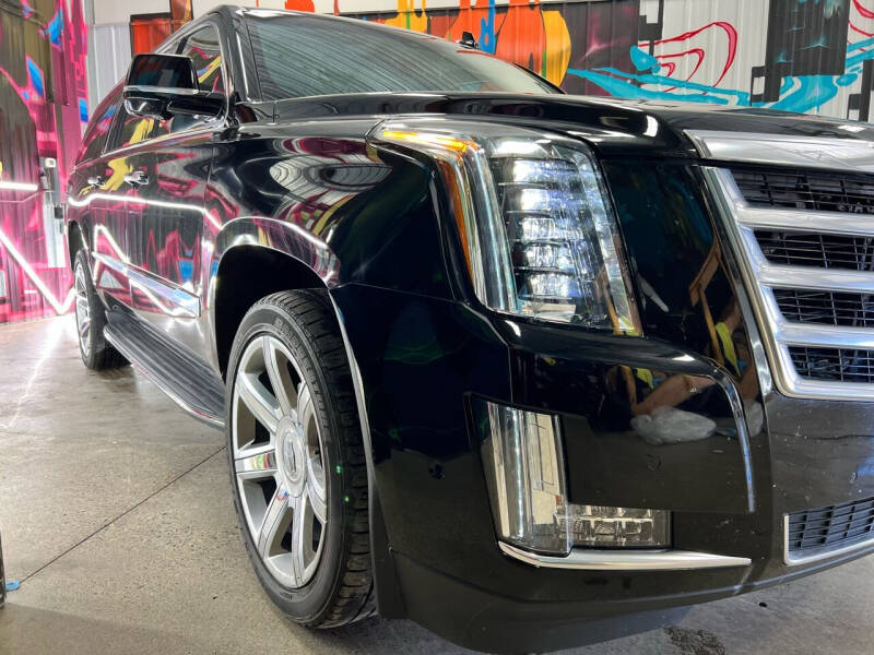 2019 Cadillac Escalade ESV Luxury