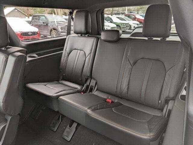 2024 Ford Expedition MAX Platinum