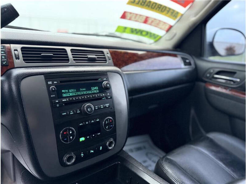 2012 GMC Yukon XL SLT