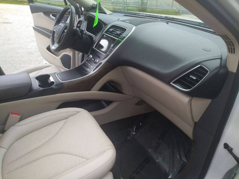 2019 Lincoln Nautilus Reserve