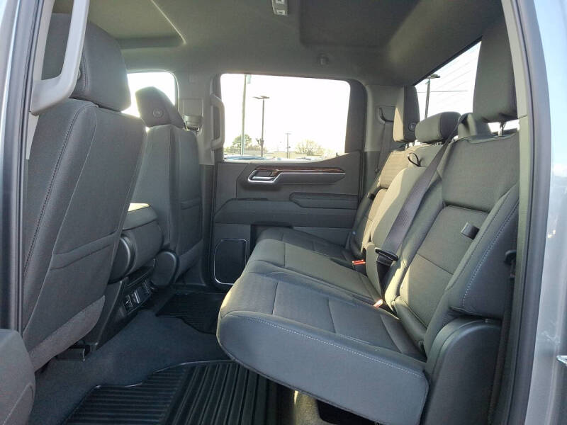 2026 GMC Sierra 1500 Elevation Standard