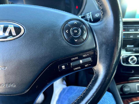 2015 Kia K900 Luxury