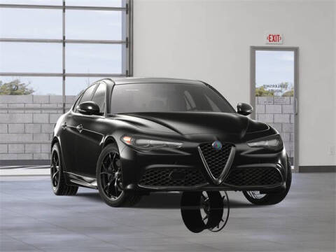 2025 Alfa Romeo Giulia Intensa