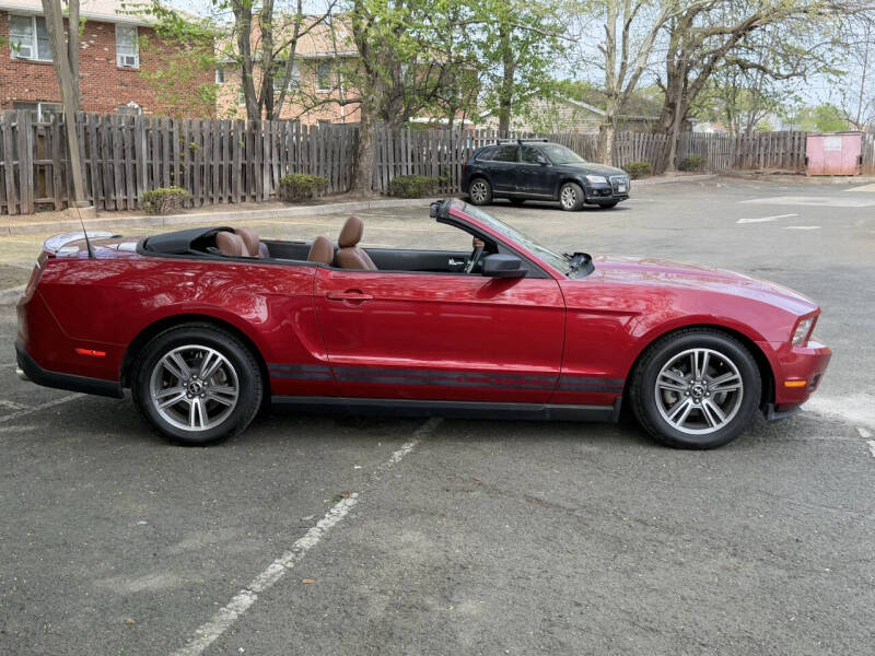 2010 Ford Mustang V6