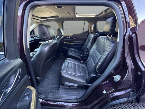 2017 GMC Acadia Denali