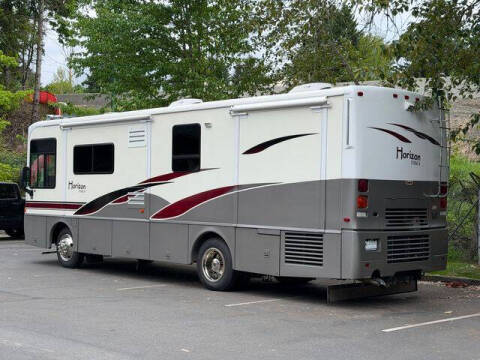 2002 Freightliner XC Chassis