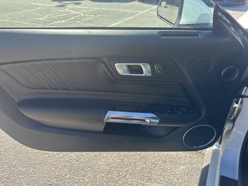 2020 Ford Mustang EcoBoost Premium