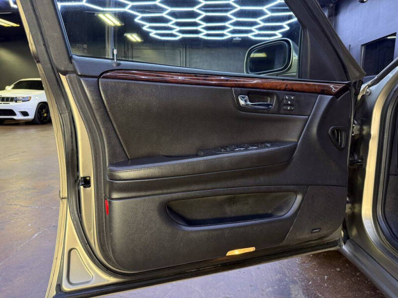 2010 Cadillac DTS Premium Collection