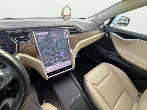 2016 Tesla Model S 75D