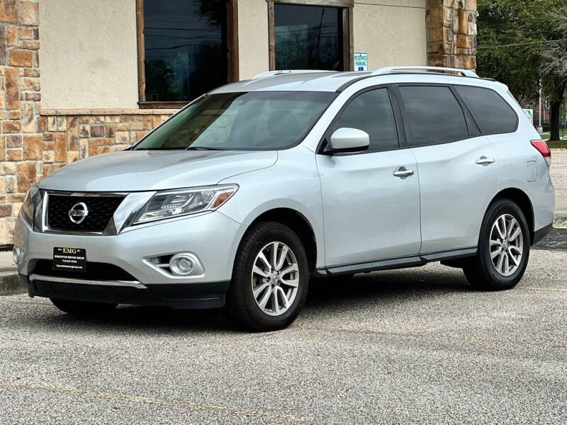 2013 Nissan Pathfinder for sale at Executive Motor Group in Houston TX
