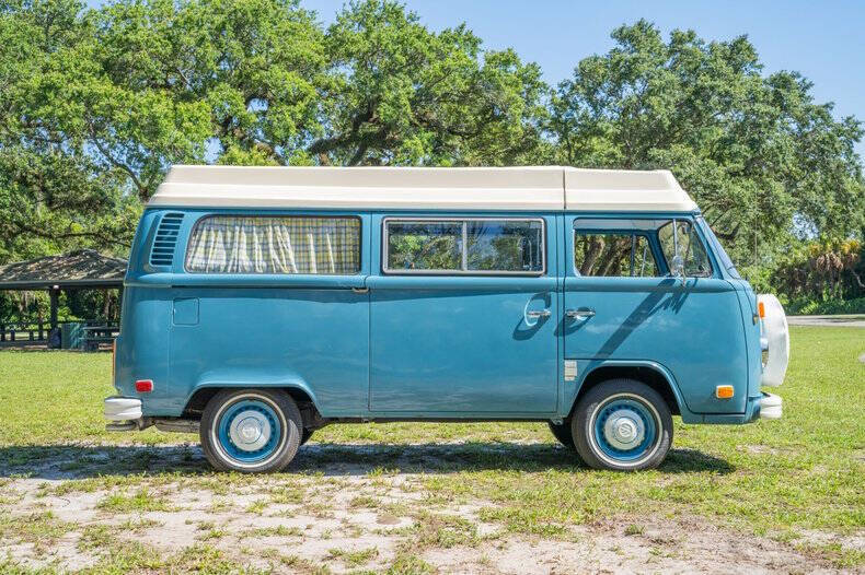 1973 Volkswagen Bus