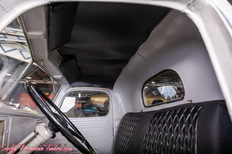 1949 International Harvester