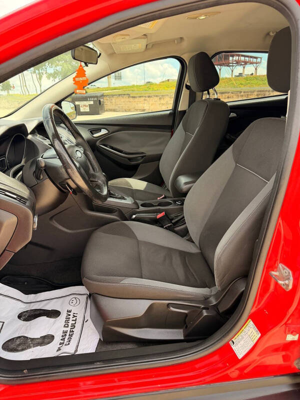 2012 Ford Focus SE