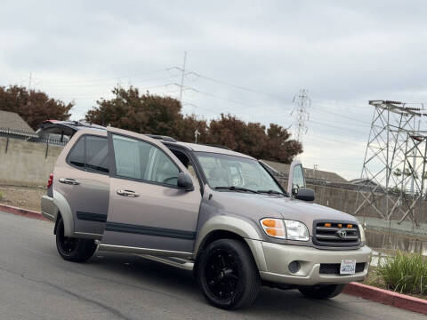 2002 Toyota Sequoia SR5