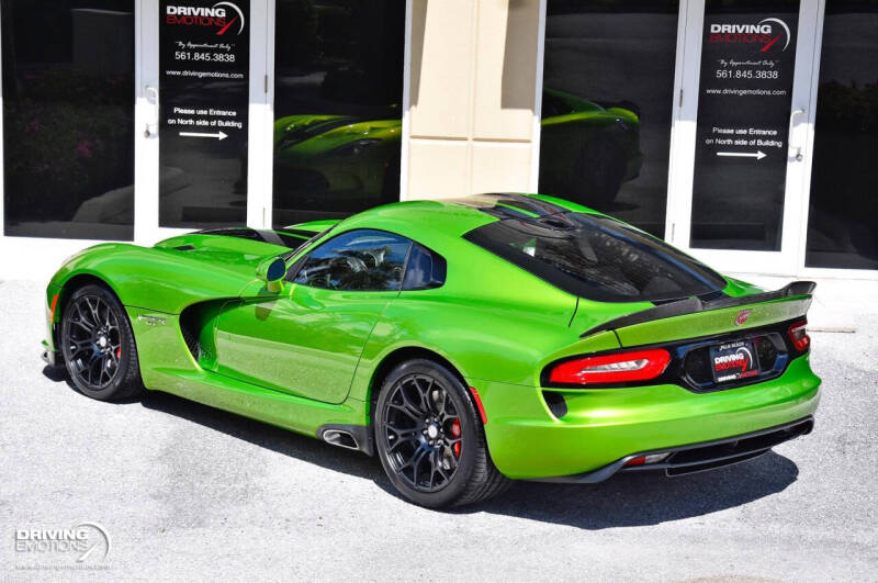 2017 Dodge Viper GTC