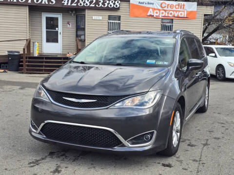 2018 Chrysler Pacifica Touring L