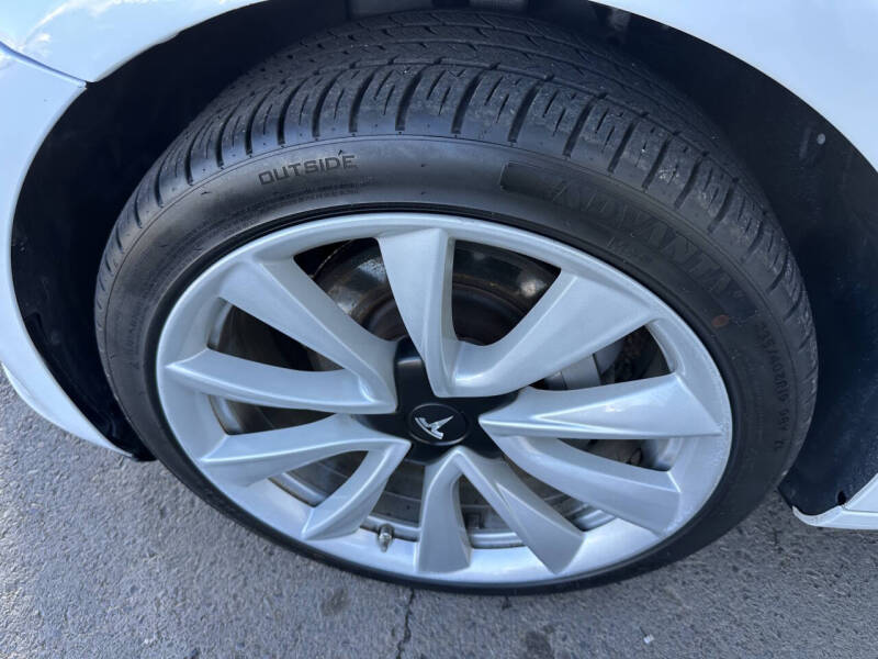 2020 Tesla Model 3 Standard Range Plus