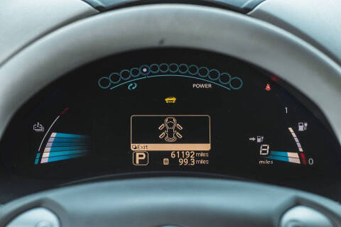 2011 Nissan LEAF SL