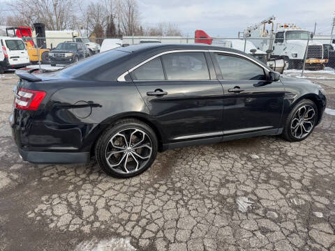 2013 Ford Taurus SHO