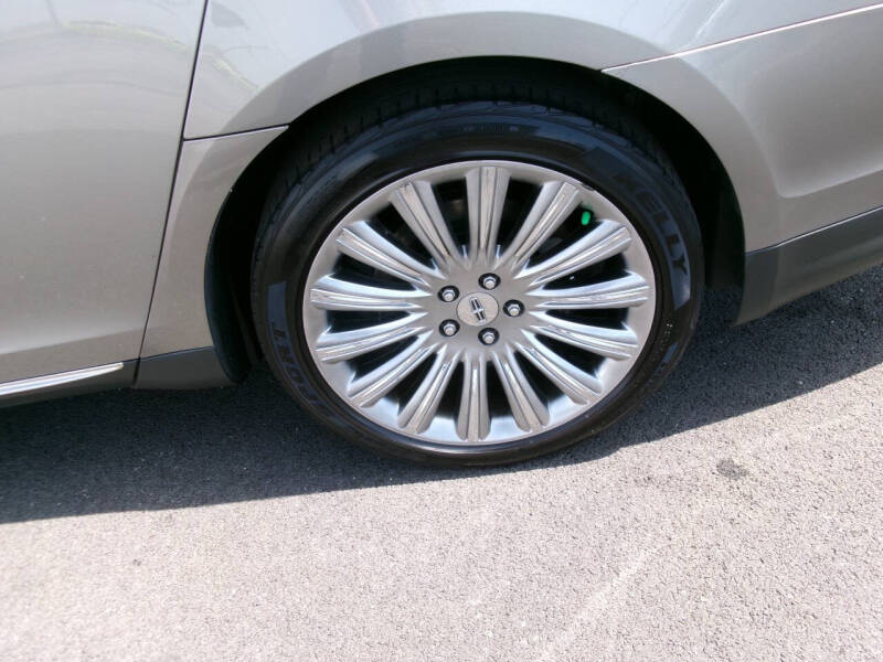2016 Lincoln MKS