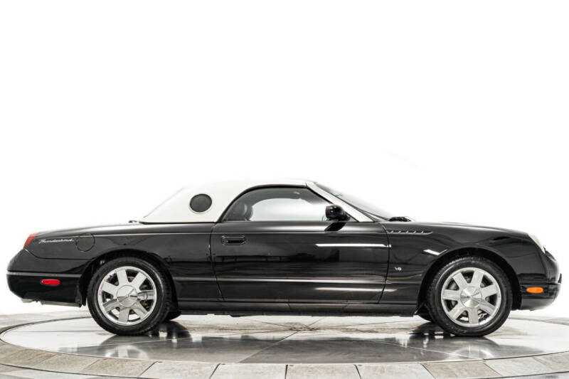 2003 Ford Thunderbird