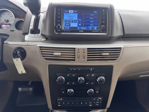 2011 Volkswagen Routan