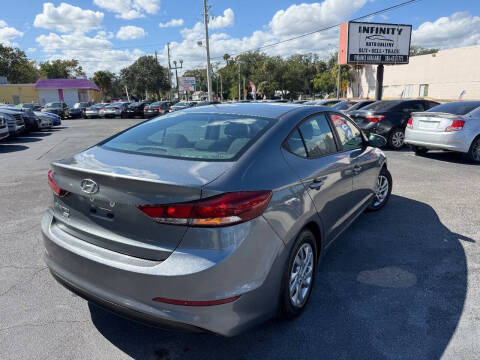 2018 Hyundai Elantra SE