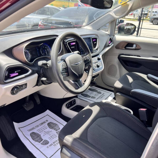 2017 Chrysler Pacifica Touring