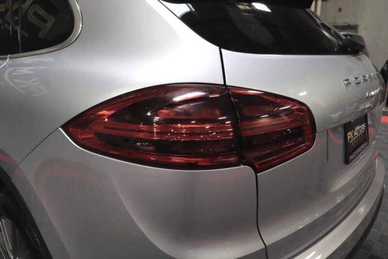 2018 Porsche Cayenne S