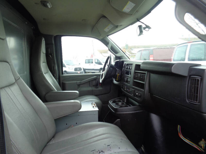 2017 Chevrolet Express 2500