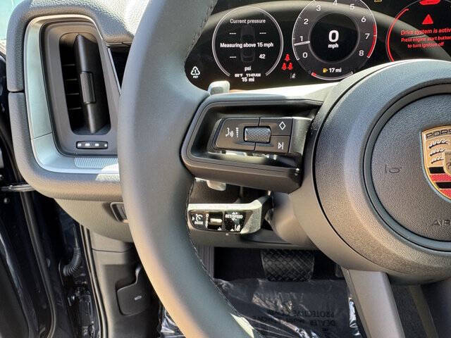 2025 Porsche Cayenne Coupe