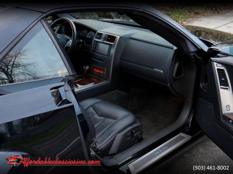 2005 Cadillac XLR