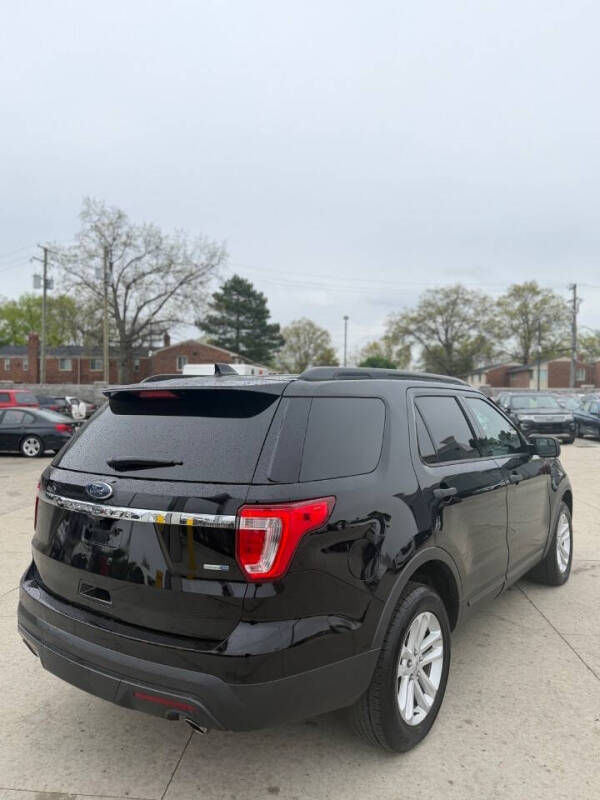 2016 Ford Explorer