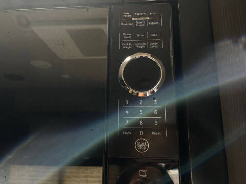 2021 Genesis Supreme