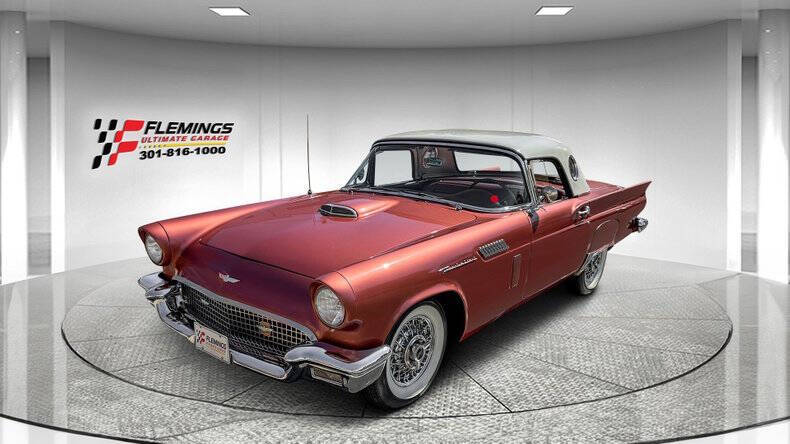 1957 Ford Thunderbird