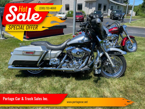 2003 HARLEY DAVIDSON FLHTCUI ULTRA CLASSIC for sale at Portage Car & Truck Sales Inc. in Akron OH